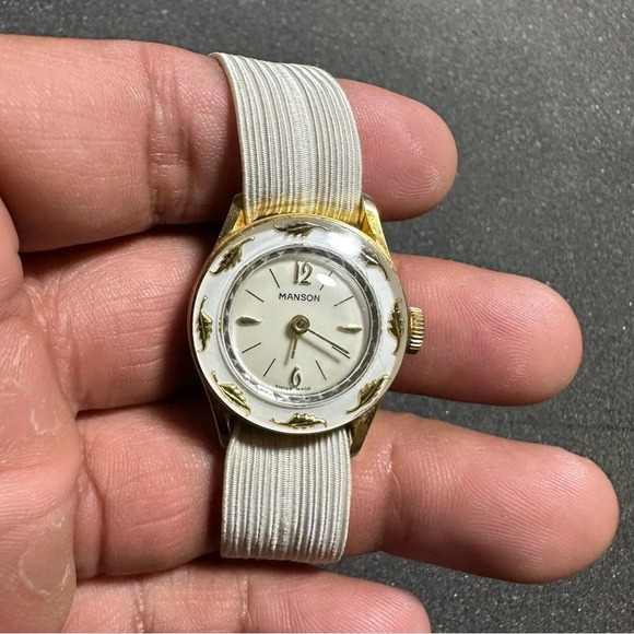 Vintage Manson Ladies Swiss Made Mechanical Wind Cocktail Watch Gold Tone Workin - Picture 1 of 6